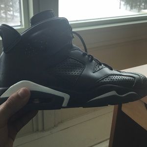 Jordan 6 black cat